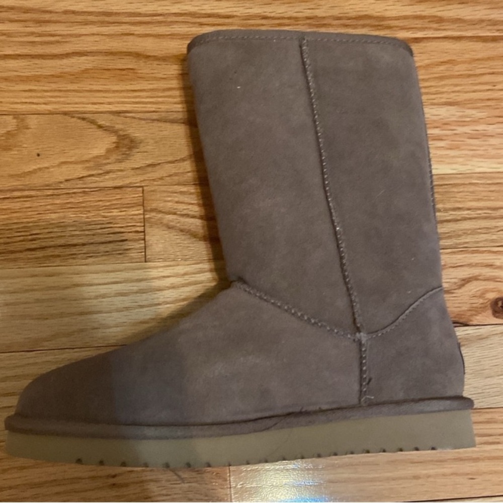 COPY - Uggs